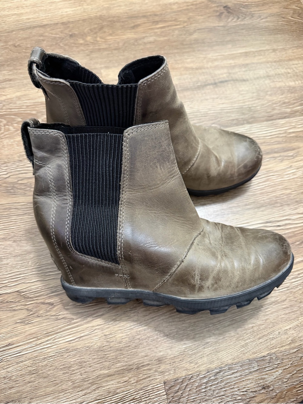 Sorel Joan of Arctic II Womens Brown Leather Ankle Hidden Wedge Booties